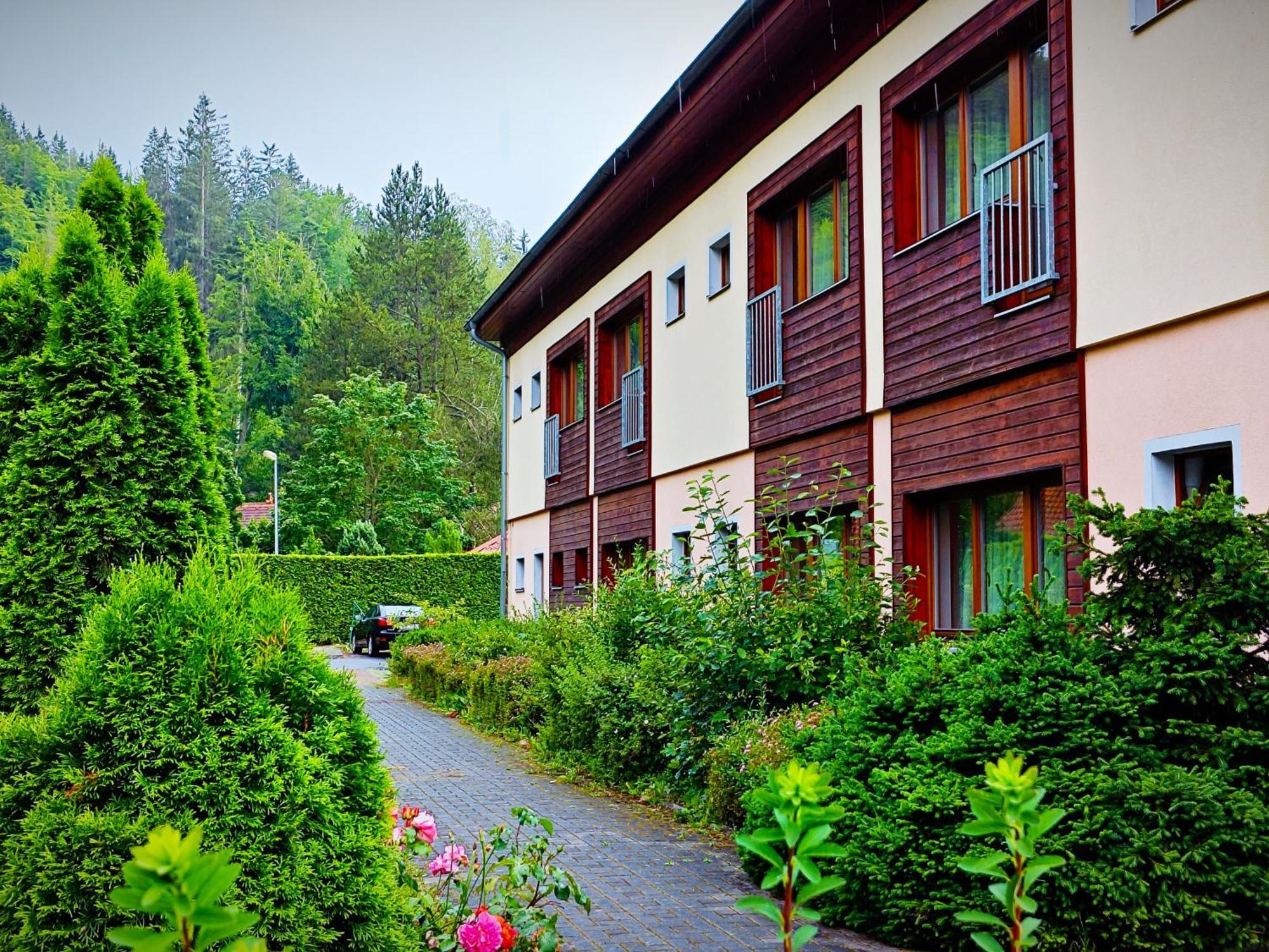 Geyserpark Village Карловы Вары Экстерьер фото