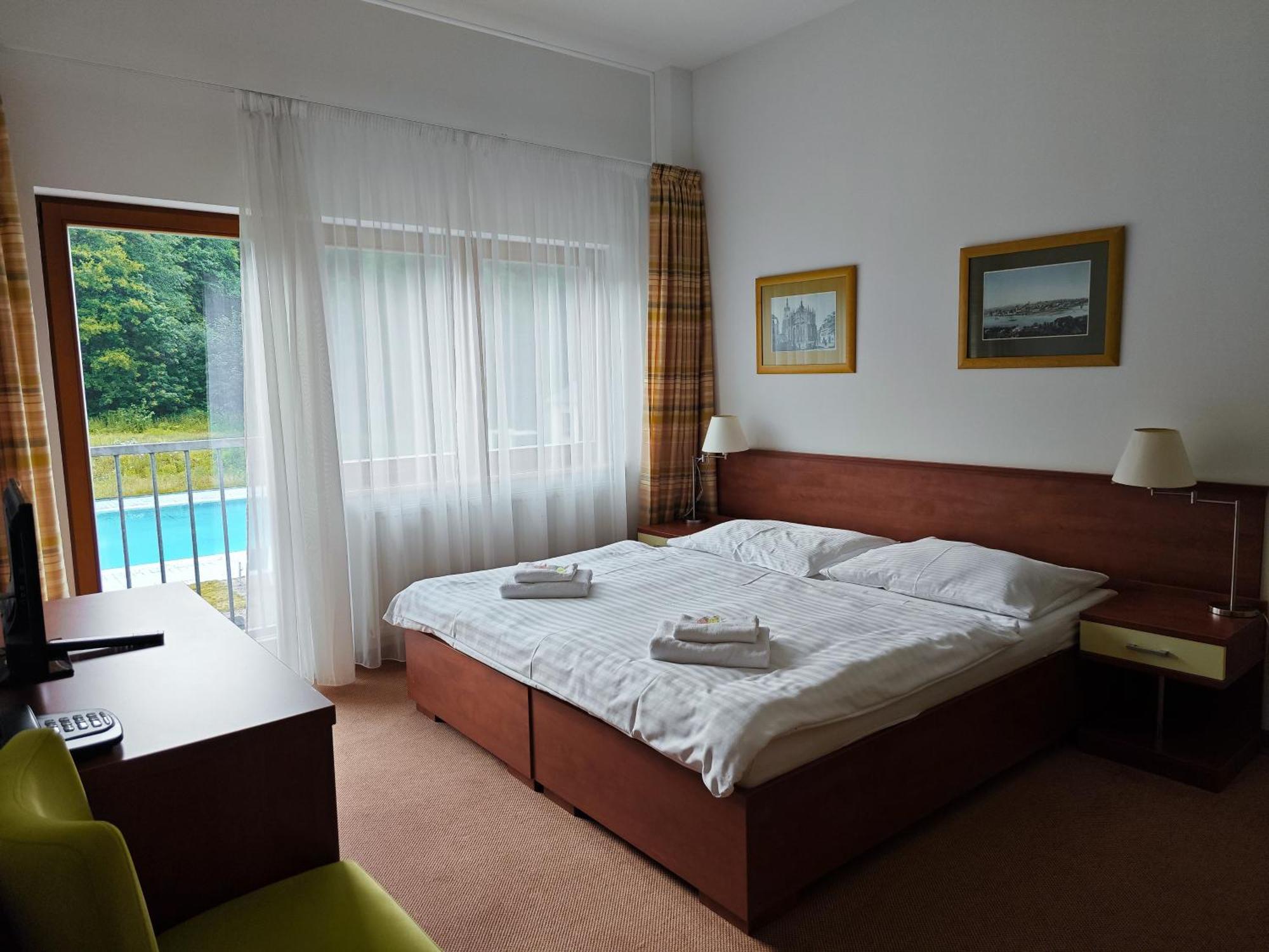 Geyserpark Village Карловы Вары Экстерьер фото